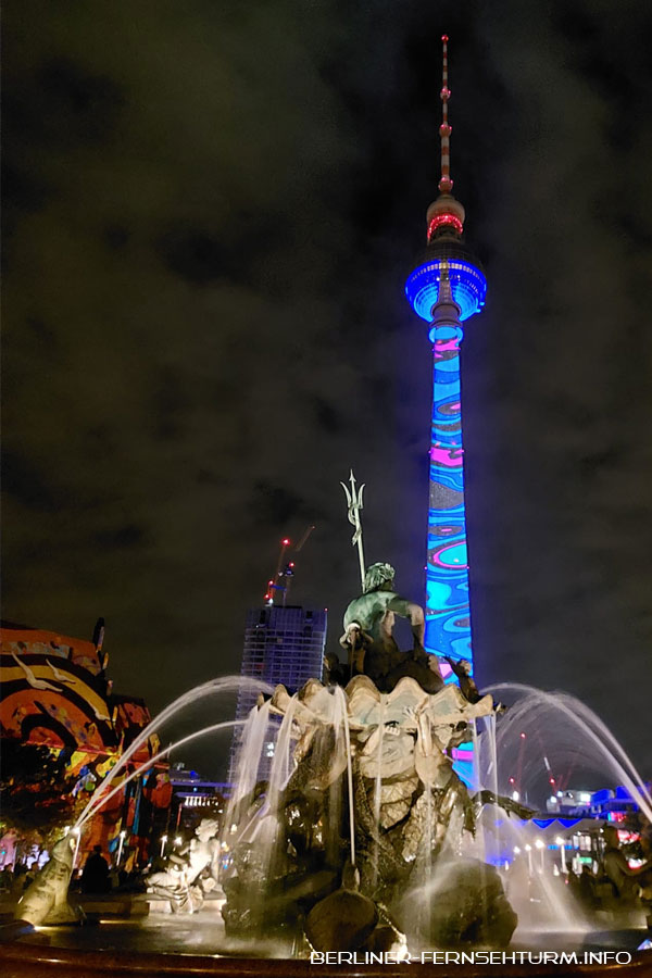 Festival of Lights Berlin, Fernsehturm Berlin, Lichtfestival Berlin 2025, Berlin Sehenswürdigkeiten bei Nacht, Berlin Lichtkunst, Berliner Fernsehturm Festival of Lights, Berlin Nachtfotografie, Lichtprojektion Fernsehturm
